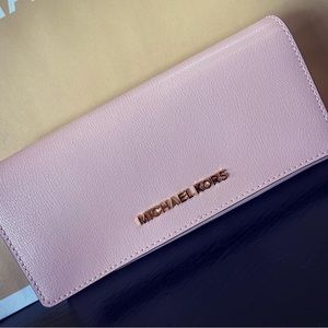 Jet set travel wallet